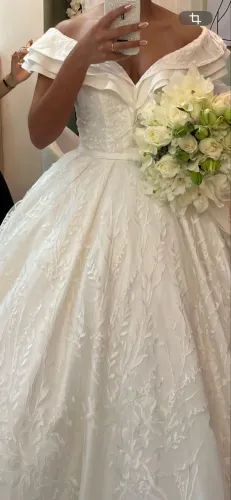 vestido Essência 19 da renomada marca brasileira Center Noivas.