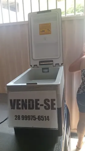 Vende-se geladeira de caminhão 