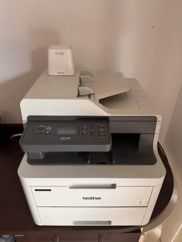 Impressora multifuncional Brother DCP-L3551CDW em ótimo estado de funcionamento.