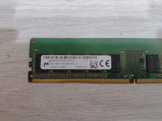 Memória RAM Kingston DDR4 8GB UDIMM 2400MHz ECC Servidores