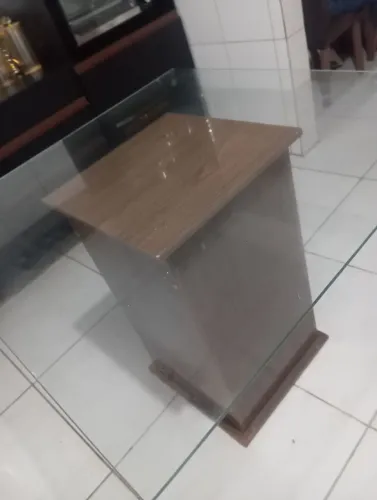 Mesa sem cadeira 