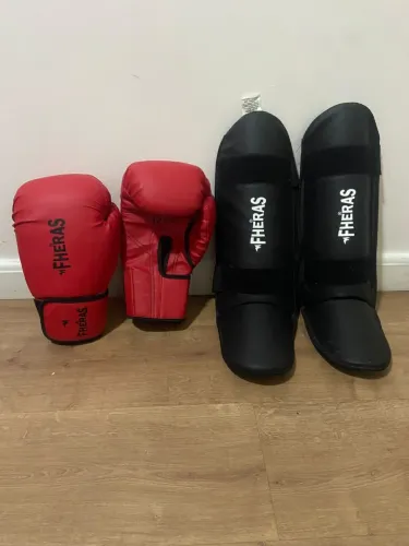 Kit Muay Thai Fheras Semi-Novo - Luva 12oz + Caneleira (Perfeito Estado)