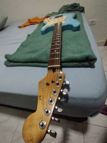 Squier Japonesa by fender relicada