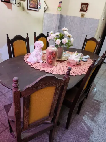 Mesa de madeira - Antiguidade 