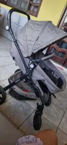 Carrinho+bebê conforto(cosco)