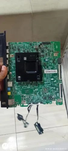 Vendo placa principal Samsung un50mu6100 funcionando.