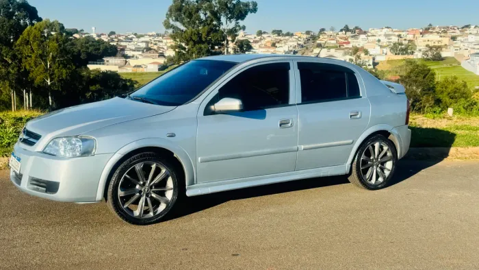 Chevrolet Astra Advantage 2.0 MPFI 8V Flexpower 5P 2011