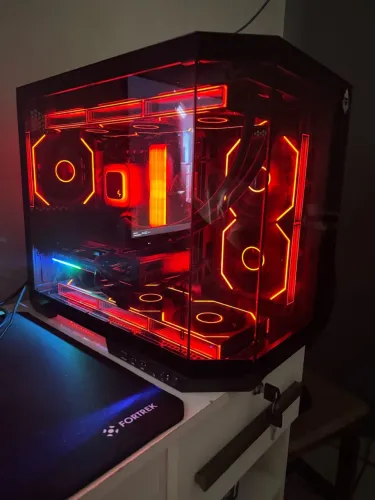 PC GAMER HIGH-END À VENDA - QUASE NOVO! ?