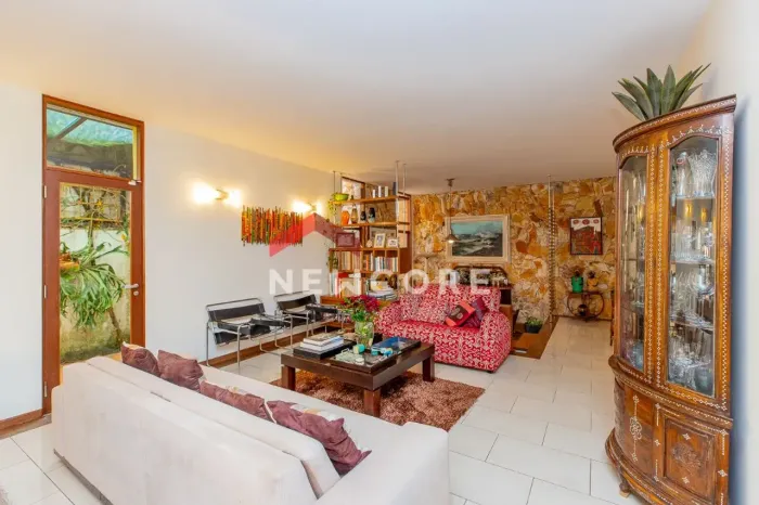 Casa em Rua Bernarda Luiz - Vila Madalena - São Paulo/SP