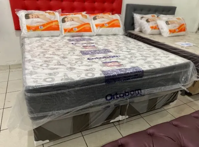 Colchão Queen 28 centímetros espuma D33