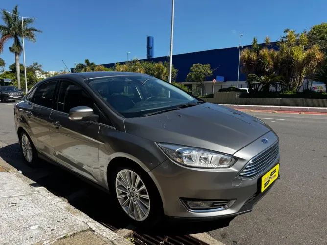 Ford Focus Sedan 2.0 16v/2.0 16V Flex 4P Aut. 2016