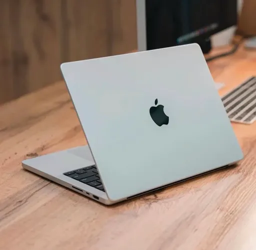 MacBook Pro 14 Pol. M4 Pro - 512GB/24GB SILVEE Seminovo Garantia Loja Fisica