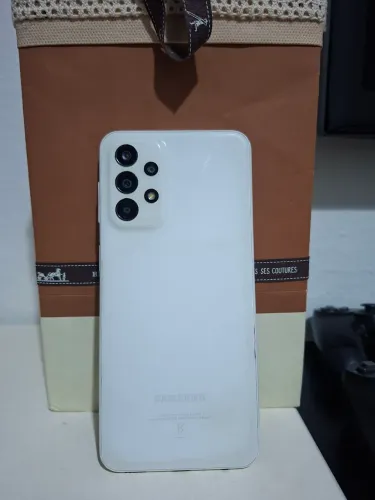 Samsung Galaxy A23 Branco ? Tela Quebrada
