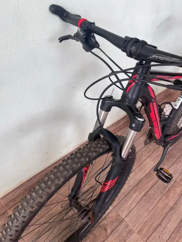 Specialized Rockhopper 29 - revisada e pronta para trilha. Avalio trocas 