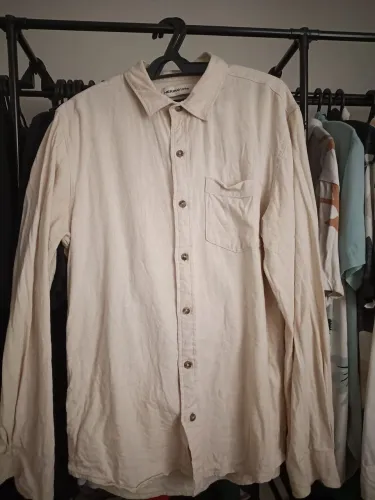 Camisa manga longa Heringa de linho cor Areia Tamanho M