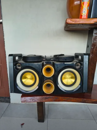 Som Philips