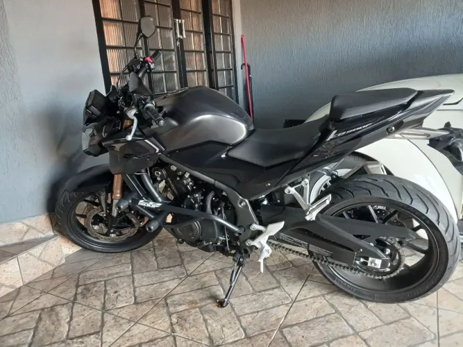 Moto CB500 F  Ano 2023 impecável 
