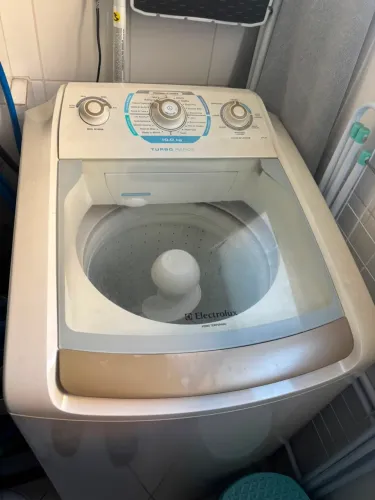 Máquina de lavar roupas Electrolux