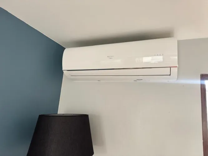 Central de ar-condicionado Midea 22 mil btus