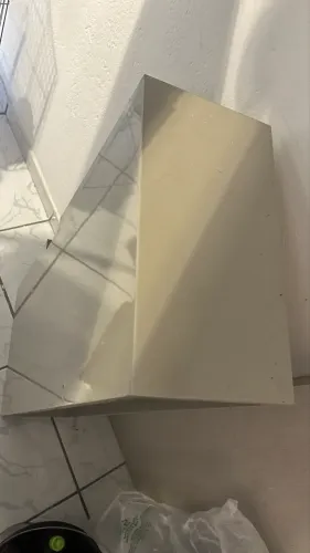 Nicho laqueado seminovo.