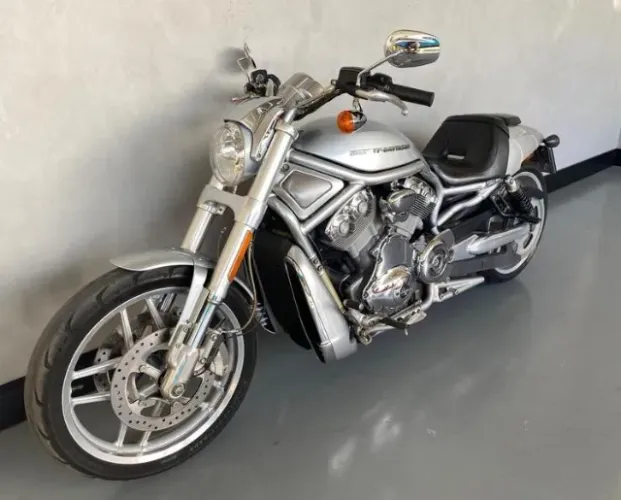 HARLEY DAVISDON V-ROD 10TH ANNIVERSARY 2012.