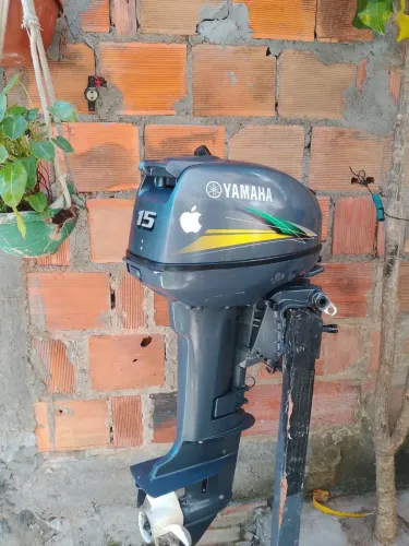*Motor Yamaha 15HP Seminovo