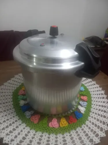 Panela de pressão 20 litros