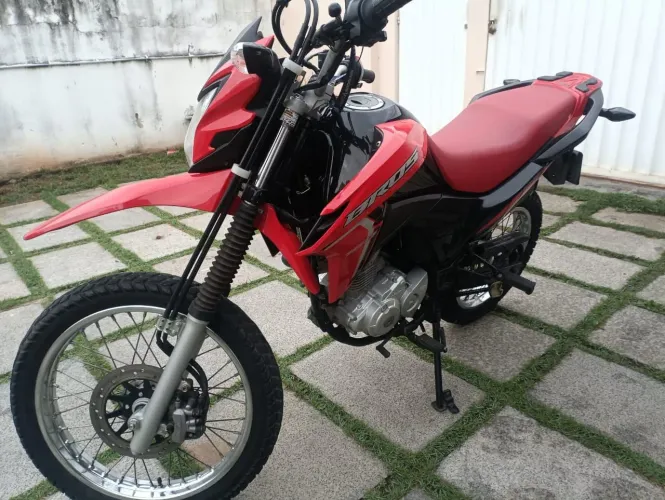 Vendo Bros 160 2024,peço de tabela 