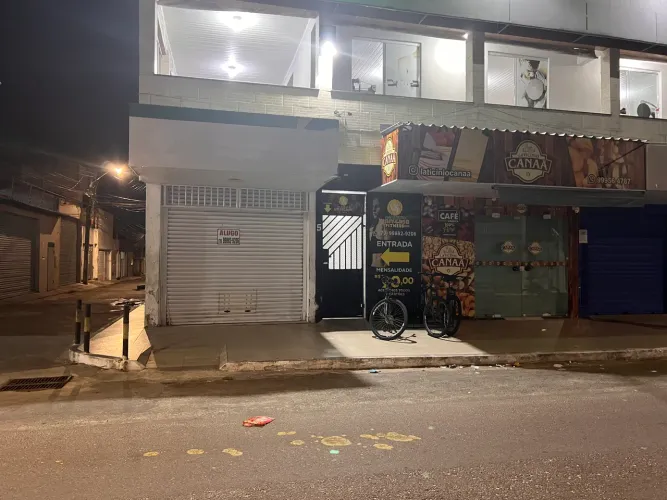 Alugo ponto comercial