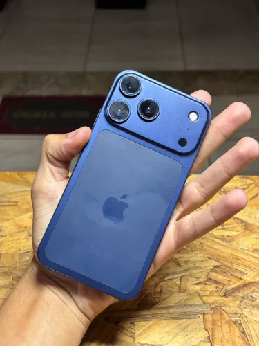 IPhone XR - 17 Pro