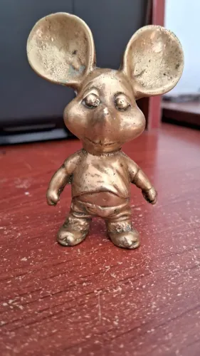 BONECO TOPO GIGIO DE BRONZE