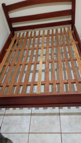 Cama madeira pura