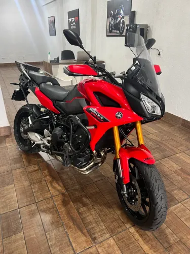MT-09 TRACER 900 GT 23/24 VERMELHA
