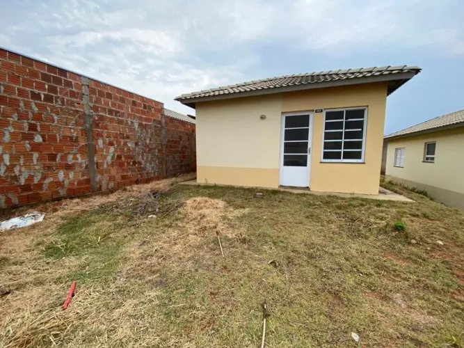 Casa com 2 dormitórios à venda por R$ 201.400,00 - Maracá II - Marília/SP
