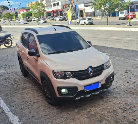 Renault Kwid Outsider 1.0 Flex 12V 5P Mec. 2020