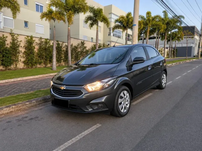 Chevrolet Onix Hatch LT 1.4 8V Flex Mec. 4P 2018