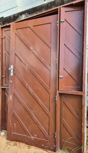 PORTA DE IPÊ
