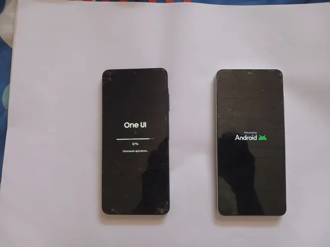 Vendo 2 celulares Samsung A06 funcionando tudo perfeitamente somente a tela quebrada!