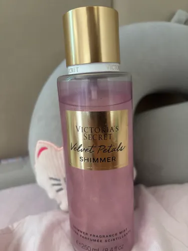 Victoria?s Secrets Velvet Petals 250ml