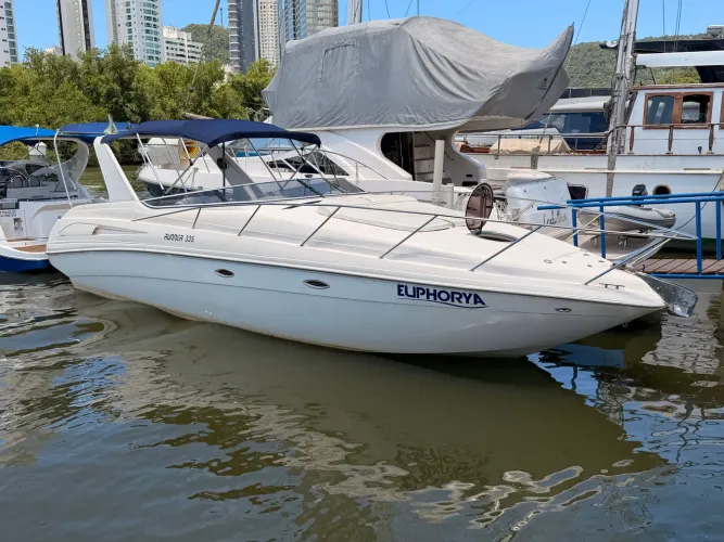 Lancha Runner 33.5 pés  2x diesel impecável 