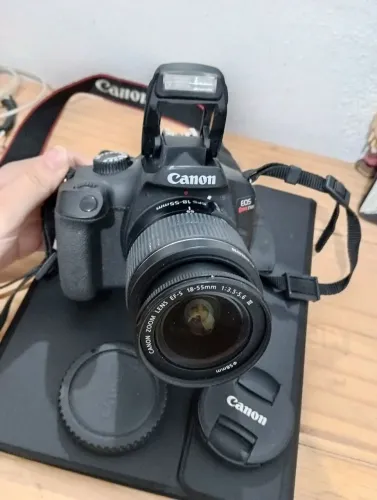Camera Canon Rebel T-100