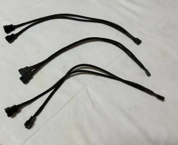3x cabos em Y para ventoinhas PWM 4 pins