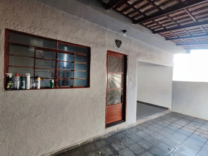Casa + edícula