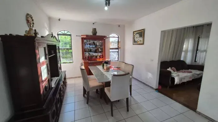 Casa com 4 dormitórios à venda, 280 m² por R$ 795.000,00 - Jardim Santa Luzia - Santa Bárb