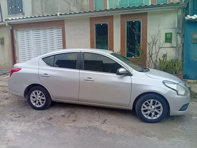 Nissan Versa SV 1.6 16V Flexstart 4P Aut. 2017