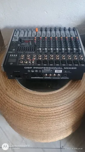 Mesa de som
