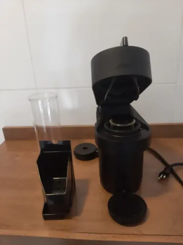 Cafeteira Nespresso Vertuo Pop+ Edição Exclusiva