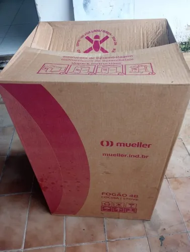 Caixa de Fogão Vazia