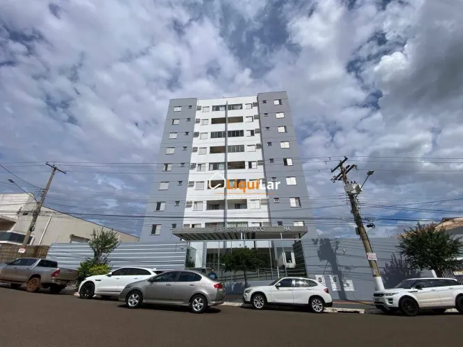 Apartamento para Locação no Edifício Pernambuco com 77 m², 3 Quartos, Suíte e 2 Vagas