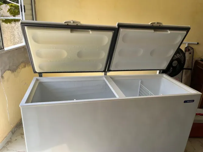 Freezer Metalfrio DA550 546 litros